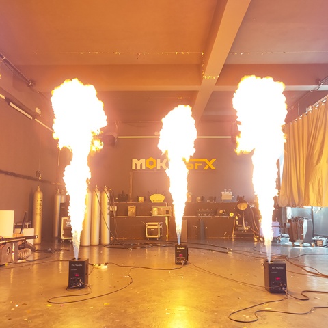 One Head dmx Fire Machine Stage Effect flame projector DMX 512 stage Flame Thrower for sale with safe channel flame jet 4m ► Photo 1/6