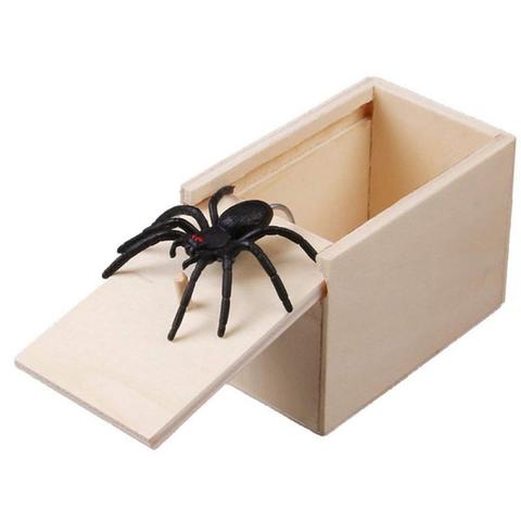 Hot Sale 1 pc Scare Box Wooden Prank Trick Scaring Toy Spider Worm Gag Toys Practical Joke April Fool's Day gift Surprise Box ► Photo 1/6