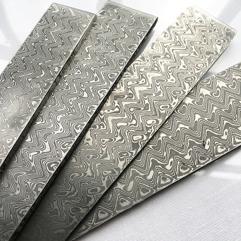 1piece Wave Pattern Damascus Steel VG10 Sandwich for DIY Exquisite Knife Making Has Been Heat Treatment Steel Knife Blade Blank ► Photo 1/6