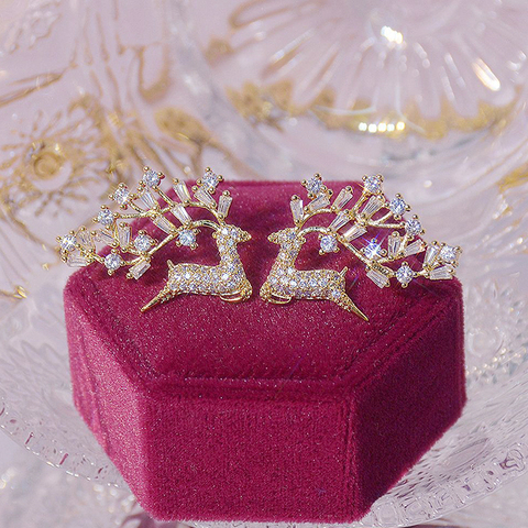 Ins Hot Sale Super Exquisite Crytal Christmas Elk Earring for Women AAA Pave Zirconia Charm Stud Earrings Birthday Gift Pendant ► Photo 1/6