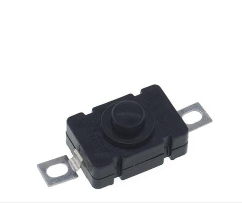 10pcs/lot KAN-28 1.5A250V Flashlight Switches Self Locking SMD Type 18 x 12mm Push Button Switches ► Photo 1/3
