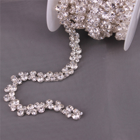 1 yard women clothing shoes decorative Trim applique Accessories Silverrhinestone Close trim flower crystal metal chain ► Photo 1/6