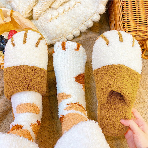 [Free Sock] Super Cute Cat Paw Women Fur Slipers Winter House Bedroom Keep Warm Plush Shoes Non-slip Indoor Women Furry Slippers ► Photo 1/6