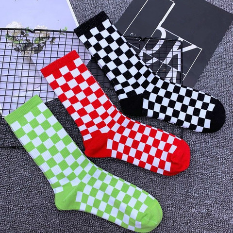 Korea Funky Harajuku Trend Women Checkerboard Socks Geometric Checkered Socks Men Hip Hop Cotton Unisex Streetwear Novelty Socks ► Photo 1/6