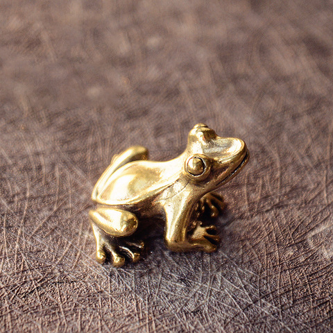 Retro Copper Small Cute Frog Figurines Miniature Desktop Ornament Decorations Accessories Metal Brass Animal Toad Tea Pet Decors ► Photo 1/6