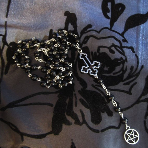 Satanic Rosary, Inverted cross & Pentagram Gothic rosary alchemy gothic jewellery occult necklace ► Photo 1/6