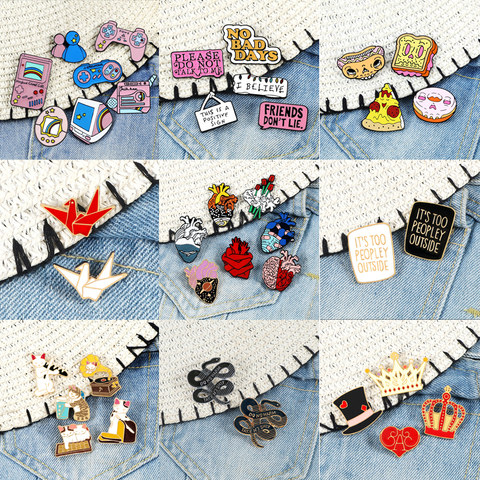 2~7Pcs/Set Enamel Pins Retro Game Organ Heart Cute Kitten Brooch Quote Food Lapel Brooch Introvert Badge Cartoon Jewelry Gifts ► Photo 1/6