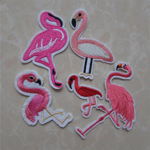 hot fashion Flamingo Patche Iron On Sewing Embroidered Animal Applique for Jacket Clothes Stickers Badge DIY Apparel Accessories ► Photo 1/1