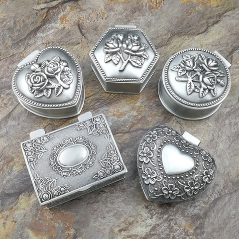 Small Size Retro Metal Jewelry Box Vintage Flower Carved Home Decor Trinket Case Ring Bracelet Pendant Storage Beads Organizer ► Photo 1/6