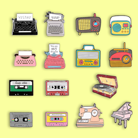 Creative retro vintage typewriter recorder enamel pin cassette tape badge brooch denim shirt backpack jewelry gift for friends ► Photo 1/6