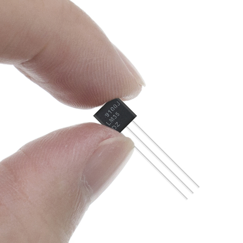 LM35DZ TO-92 LM35 Precision Centigrade Temperature Sensor For IC Low Impedance ► Photo 1/6