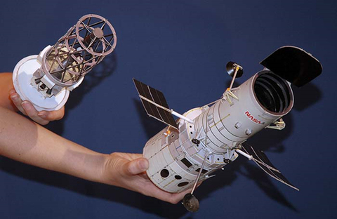 Hubble Space Telescope HST DIY Handcraft Paper Model Kit Puzzles Handmade Toy DIY ► Photo 1/6