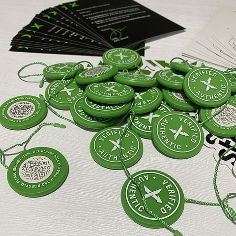 5sets/Lot 2022 StockX Tag Green Circular Tag Rcode Stickers Flyer Plastic Shoe Buckle Verified X Authentic Tag ► Photo 1/6