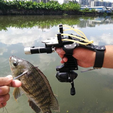 Outdoor Shooting Fishing Reel+Dart+Left Handguard+Rubber Tube Flashlight Hunting Fishing Set Slingshot Hunting Catapult Suit ► Photo 1/6