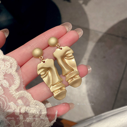 Minar Abstract Metallic Face Drop Earrings for Women Femme Gold Color Alloy Beads Portrait Statement Earrings Hyperbole Jewelry ► Photo 1/5