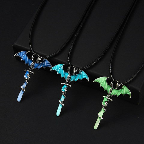 Vintage Glow In The Dark Necklace Sword Dragon Necklaces For Man Metal Animal Pendant Night luminous Fluorescence ► Photo 1/6