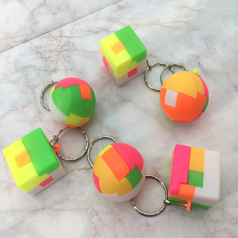 1pcs Puzzle Assembling Ball Education Toy Key Chain Children Gift Creative Plastic Mini Multi-color Ball Puzzle Toy ► Photo 1/4