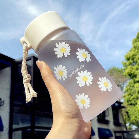 Cute Daisy Water Bottle