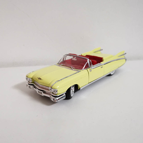 1/32 Alloy Die Cast Sigma Cadillac Yellow Convertible Model Toy Car Simulation Steering Classic Collection Toys Vehicle ► Photo 1/4
