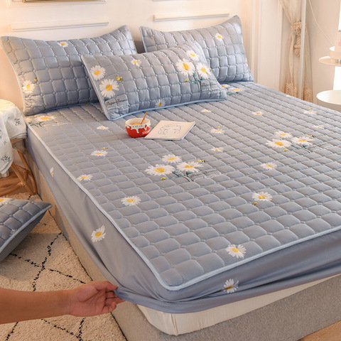 Thicken Quilted Mattress Cover King Queen Quilted Bed Fitted Bed Sheet Anti-Bacteria Mattress Topper Air-Permeable Bed Pad ► Photo 1/6