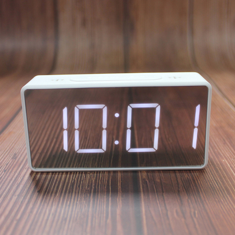 Alarm Clock Bedside Desk Table Electronic Clock Battery Operated Mute Luminous Alarm Clock ► Photo 1/6