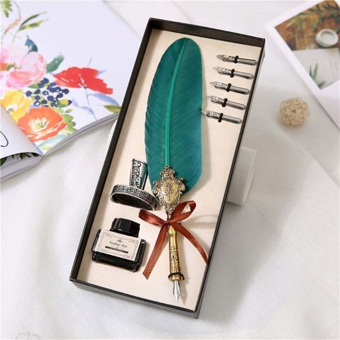 Retro Classical Feather Quill Dip English Calligraphy Fountain Pen with Writing Ink 5 Nibs Kit Set Stationery Gift Box ► Photo 1/5