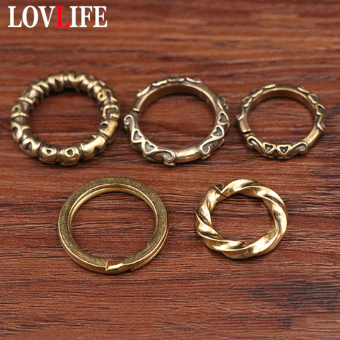 Vintage Brass Letter Heart Pattern Flat Round Rings DIY Key Holder Accessories Copper Car Keychains Parts Men Keyrings Pendants ► Photo 1/6