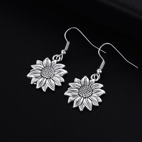 Trendy Vintage Flower Shape Dangle Antique Silver Plated Earrings for Women Girl Retro Drop Earrings Cute Earring Jewelry Bijoux ► Photo 1/3