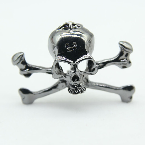 New personality punk skull brooch gun black skull paint brooch suitable for sweater stitch Halloween gifts and accessories ► Photo 1/5