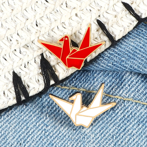 Paper Crane Pin Brooch Creative Origami Animals Lapel Enamel Pins Cartoon Buckle Badge Lucky Blessing Jewelry Gift For Friends ► Photo 1/6