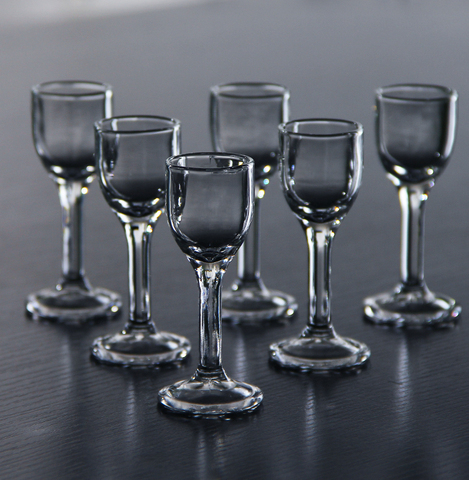 A set of 6 0.3/0.5 ounces machine-made lead-free glass wine glasses for Chinese liquor, 10ml / 15ml will be used ► Photo 1/6