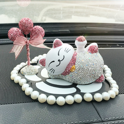 New Diamond Lucky Cat Shaking hand Car Ornaments Luxury Crystal Auto Interior Decorations Rhinestones Ornament Placed in the Car ► Photo 1/6