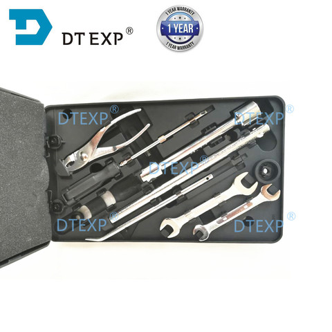 REAR DOOR WORK BOX for Pajero fix tool set for Montero Shogun V31 V32 TAIL DOOR TOOL BOX V33 V43 V45 tools 7 pieces ► Photo 1/6