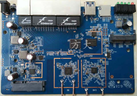 MT7621A   MT7603N   MT7612EN Solution Development Board Performance Far Exceeds MT7620A ► Photo 1/1