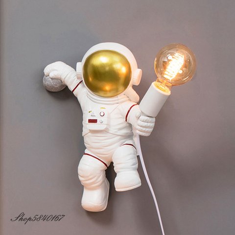 Space Man Wall Lamp Living Room Decoration Astronaut Wall Sconce Creative Resin Wall Light Loft Bedroom Lamp Wall Light Art Deco ► Photo 1/6