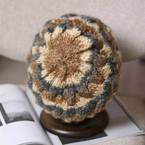 Knitted Beret hat Winter hat for Women Beanie Hat handmade autumn stitching gradient color retro wild painter wool hat Fashion ► Photo 1/6
