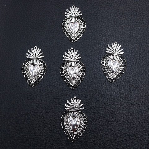 6pcs/lot Christian Acred  Sacred Heart Charm Mexico Milagro Flame Heart Pendant Shiny Silver Plated Tones 40*24mm A2274 ► Photo 1/4