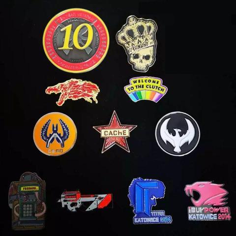 CSGO CS:GO Counter Strike Howl Pin Ten Year Veteran Coin WELCOME TO THE CLUTCH 14 Katowice Titan C4 P90 Metal Badge With Base ► Photo 1/6