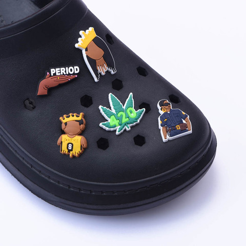 1pcs Black Girl Magic Croc Shoe Charms Accessories Decorations Clog Sandals PVC JIBZ Charm Button for Girl Gift ► Photo 1/6