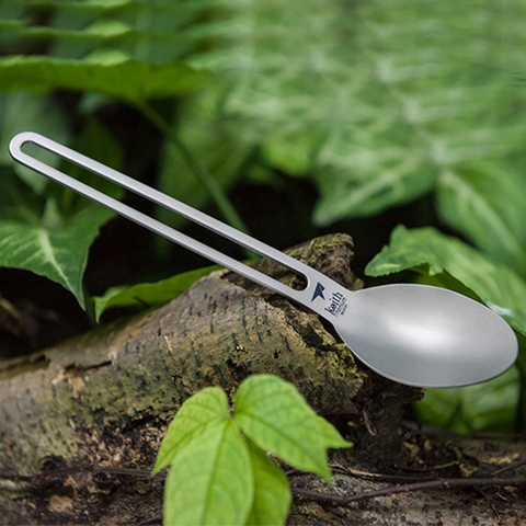 Hollow Long Handle Spoon Titanium Tableware Camping Cutlery Ultra Light Travel Tablewares Picnic Hiking Convenient Spoon 180mm ► Photo 1/6