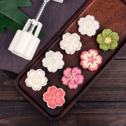 50g Mooncake Mold with 6 Stamps Cookie Cutter Hand Press Green Bean Cake Pastry Mould DIY Bakeware ► Photo 1/6