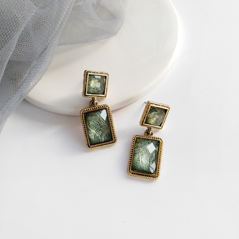 Retro Baroque Moroccan Elegant Square Stone Clip Earrings Korean Temperament Simple Geometric Square Shiny Green Stone Ear Clips ► Photo 1/6