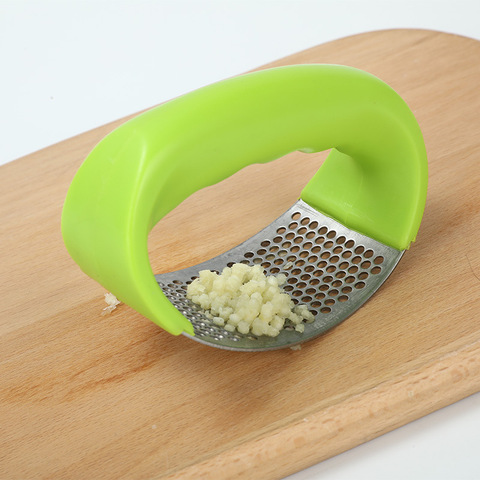 1Pcs Stainless Garlic Press Household Manual Garlic Press Device Kitchen Press Squeezer Ginger Garlic Tools Kitchen Accessories ► Photo 1/6