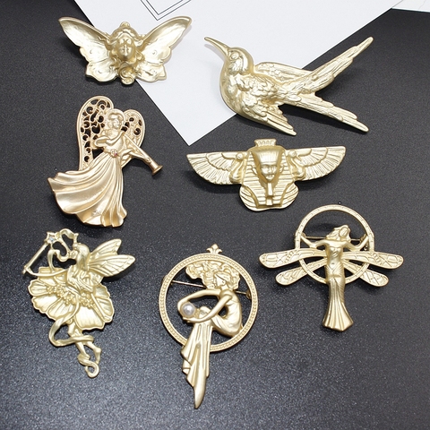 New Retro Baroque relief women's clothing decoration Brooch cold wind women accessories wholesale ► Photo 1/6