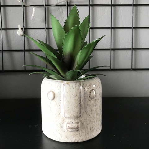 Small Man Face Vase Planter Silicone Molds for Concrete Plaster Epoxy Resin Clay Pot Making Round Cement Candlestick Tray Mould ► Photo 1/4