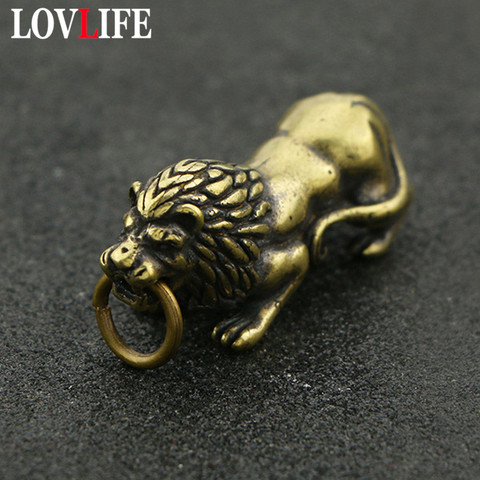 Retro Pure Brass Male Lion King Key Chain Pendant Trinkets Copper Forest Animals King Keychain Hanging Jewelry Men Car Keyring ► Photo 1/6