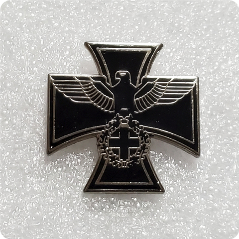 German Iron Cross Pin Badge ► Photo 1/2