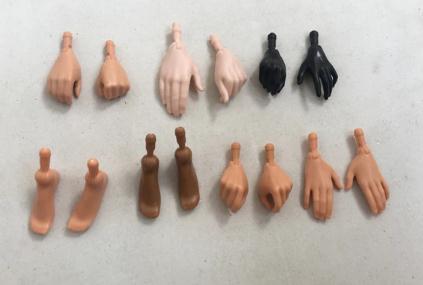 Original Doll Replacement Hands Feets Multi-Joints Babi Yoga Body Hands Male Female Doll Accessories White Black Beige Color ► Photo 1/6