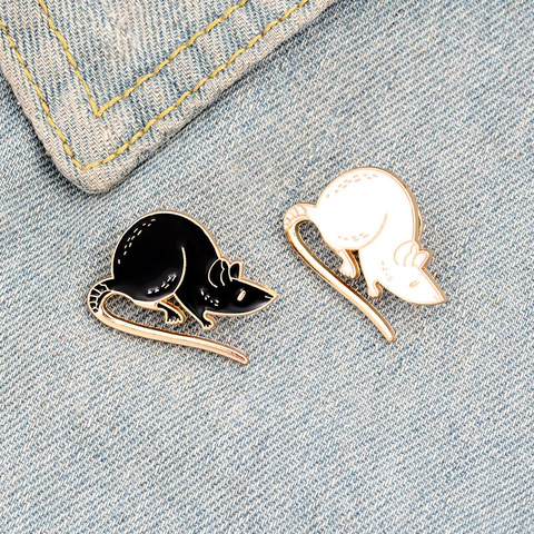 Cartoon Black White Rats Enamel Pins Cute Animal Mouse Brooches Bag Clothes Button Buckle Badge Fashion Jewelry Gift for Friends ► Photo 1/6