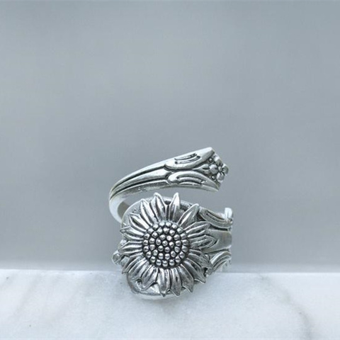 Bohemia Silver Color Sunflower Ring Flower Spoon Daisy Rings for Women Female Wild Flower Ring Boho Jewelry Accessories ► Photo 1/6